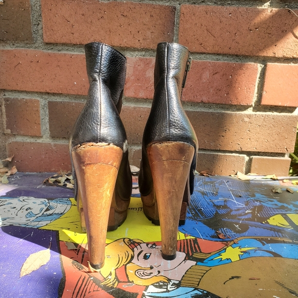 GIVANNO Leather Clog Booties - Picture 4 of 8